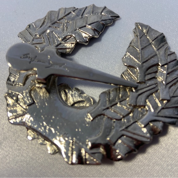 1990’s Christmas Package Designer Pins - Picture 11 of 16